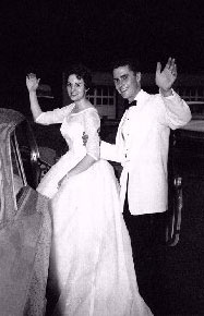 Bill & Martha waving